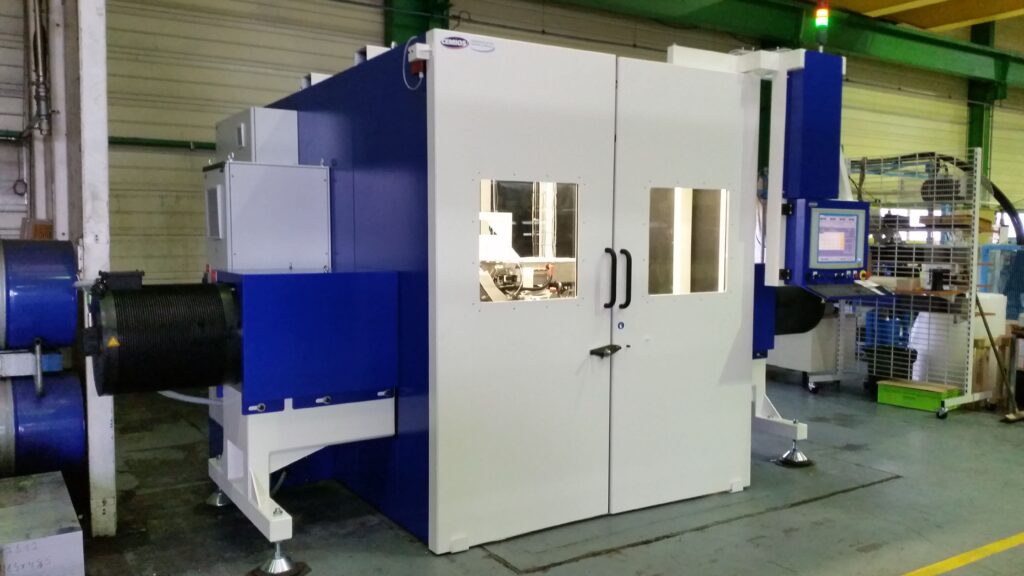 Banc d’essais de groupes motopropulseurs Cemios, conçu pour tester la performance et la consommation des moteurs électriques, avec pilotage climatique et simulation dynamique.